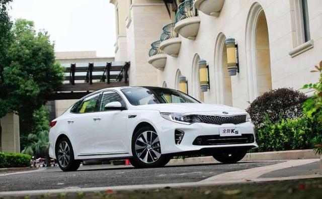 最适合穷人的三款车保值率高(五款最不保值的中级车)(2)