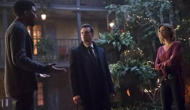 初代吸血鬼第五季13集啥时候更新（初代吸血鬼第五季）(18)