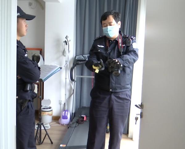 窗户被弹珠打破物业管吗(贵阳一小区的窗户频繁被枪击碎)(10)