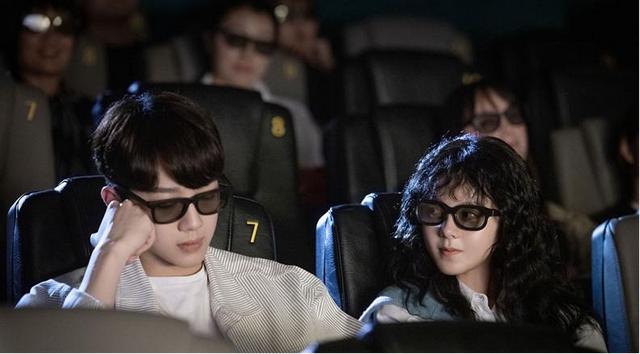 初恋那件小事赵今麦赖冠霖同台(初恋这件小事开播)(2)