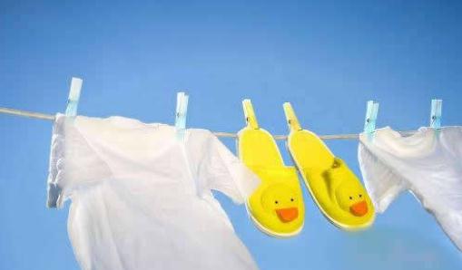 白色衣服被染色怎么办?