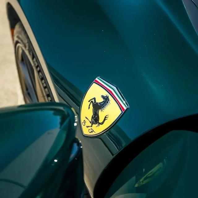 豪车高清8p壁纸（全球顶级网红豪车高清无水印壁纸系列）(11)