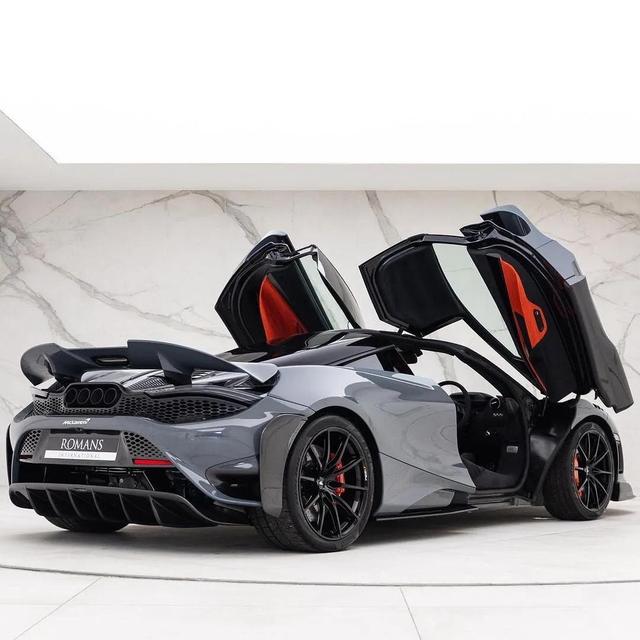 豪车高清8p壁纸（全球顶级网红豪车高清无水印壁纸系列）(30)