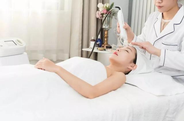 激光美容后怎么恢复快（关于激光美容的13个误区）(1)