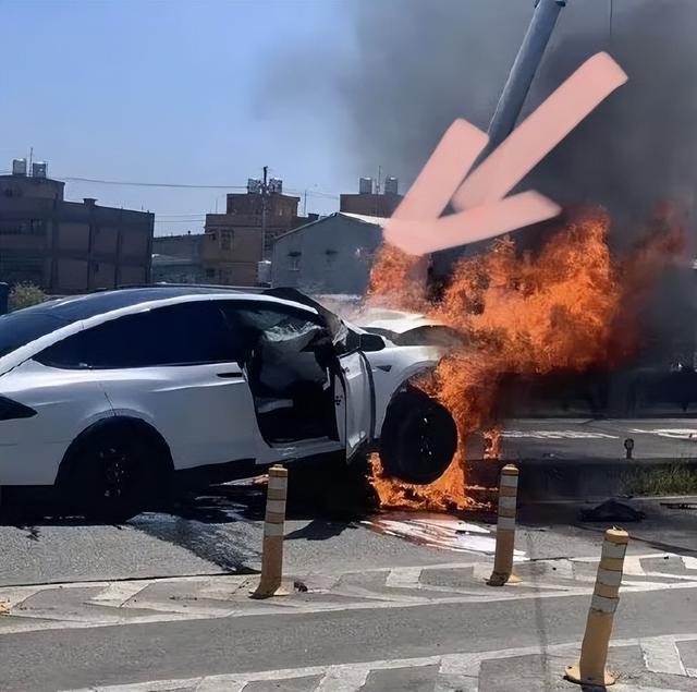 林志颖车祸事件分析（林志颖满脸是血）(4)