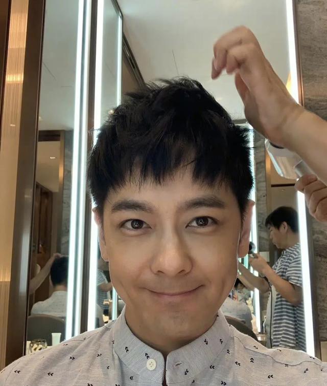 林志颖车祸事件分析（林志颖满脸是血）(1)