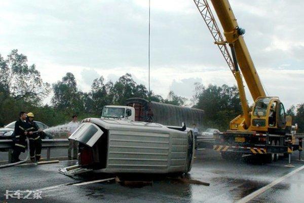 车辆故障拖车费怎么算(天价拖车费进阶之路)(3)