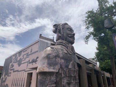 ​兵马俑在西安哪里（兵马俑的位置及游览攻略）