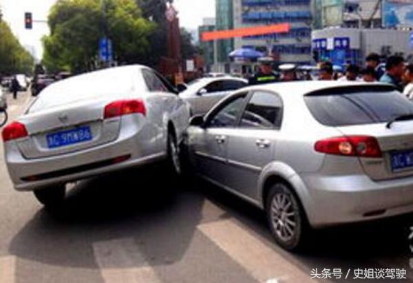 新手练车10大技巧详解(新手上路三天速成技巧训练)(7)