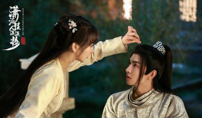 ​好看的古装言情电视剧（潇洒佳人淡淡妆开播）