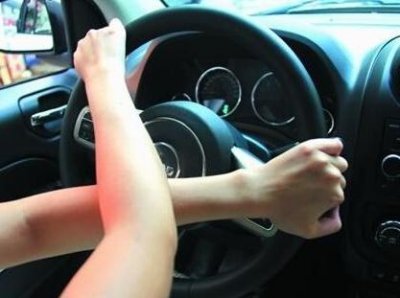 ​学车怎么打方向盘教程（学车方向盘的正确打法）