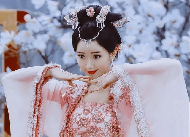 毛晓彤演的戏有哪些古装(毛晓彤又一古装剧来袭)(6)