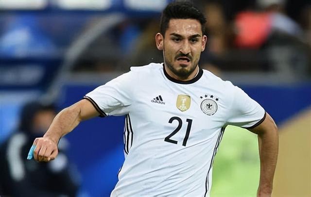 卡塔尔世界杯德国退出了吗(德国战车出征卡塔尔)(9)