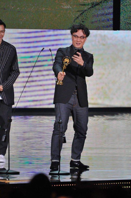 金曲奖陈奕迅三度封王(金曲奖昨日揭晓)(5)