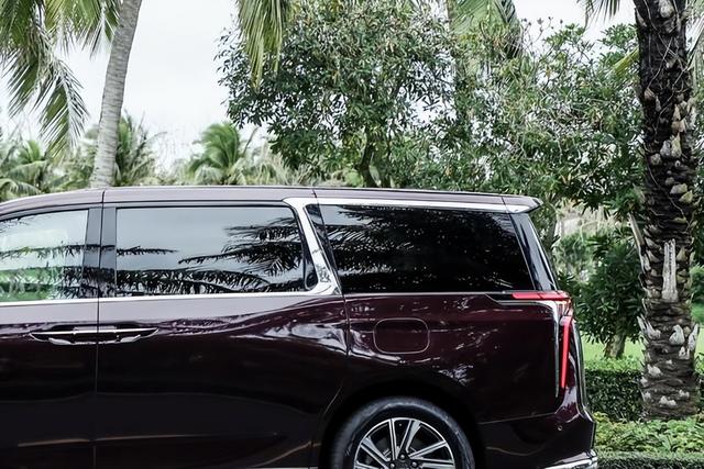 maxus商务车七座十万左右（21.99万元起售的中大型MPV）(3)