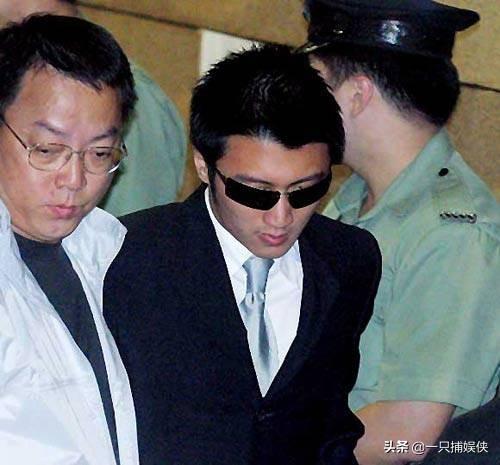 谢霆锋顶包事件哪年（谢霆锋撞车顶包被监禁）(5)