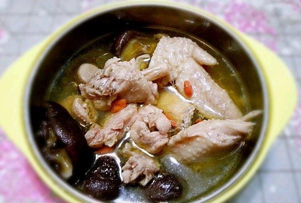 经期可以吃当归红枣香菇鸡汤吗