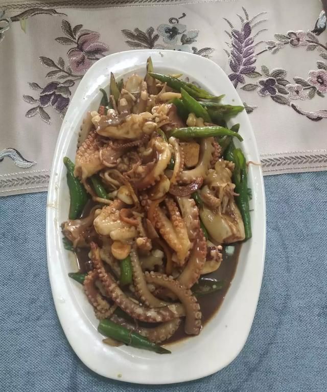 八爪鱼的哪些部位不能吃
，八爪鱼怎么吃好吃？哪里不能吃？图6