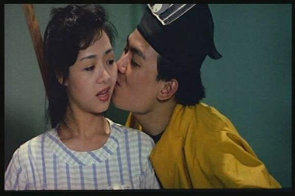 搞笑香港电影鬼片推荐（搞笑的香港经典鬼电影推荐）(3)