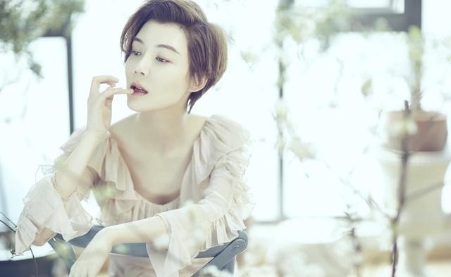 车晓与山西首富离婚后又传出绯闻(车晓离开富豪前夫后美太多)(3)