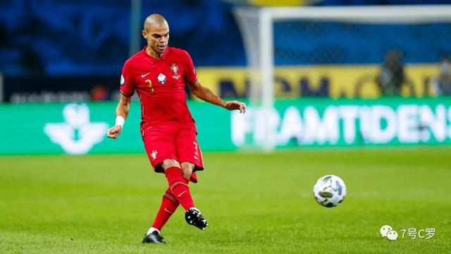 今年世界杯葡萄牙c罗表现(退出受伤葡萄牙世界杯悬了)(3)