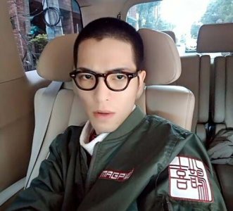 ​萧敬腾为什么遭泼粪恐吓 萧敬腾叫雨神的由来