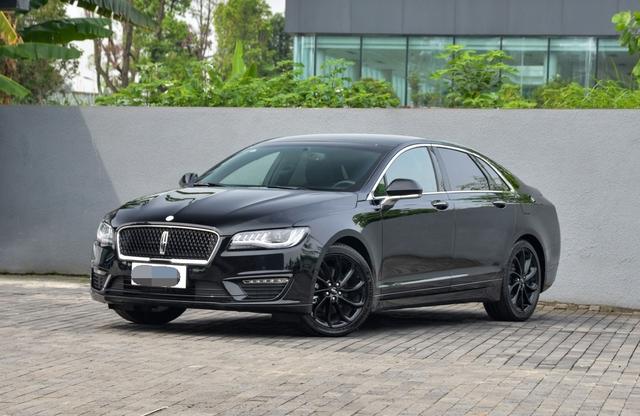 20万买什么车既有面子又实用（推荐5款豪华轿车）(6)