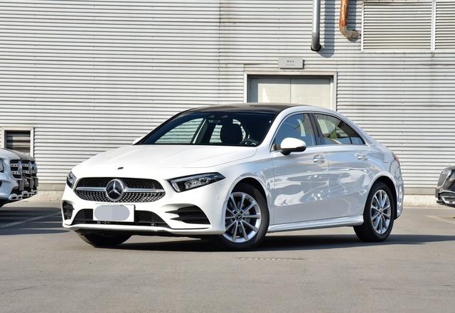 20万买什么车既有面子又实用（推荐5款豪华轿车）(2)