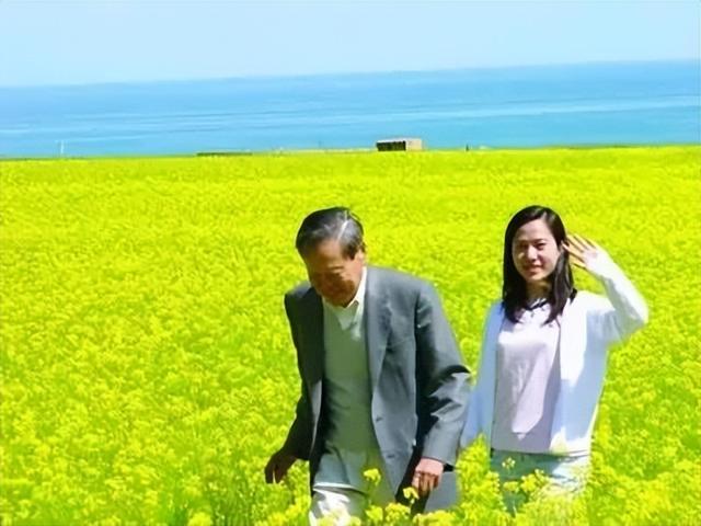 翁帆第一个老公因为什么离婚(当年28岁嫁给8旬老人的翁帆)(12)