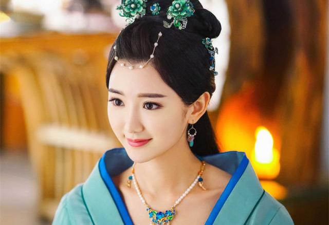 甄嬛传19位嫔妃颜值排名(甄嬛传真是她们的颜值巅峰)(36)