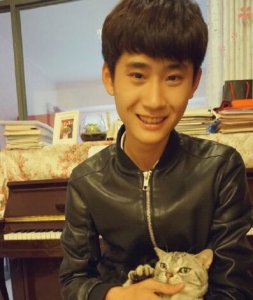 ​变形计何沛函个人资料QQ微博 何沛函女朋友是谁