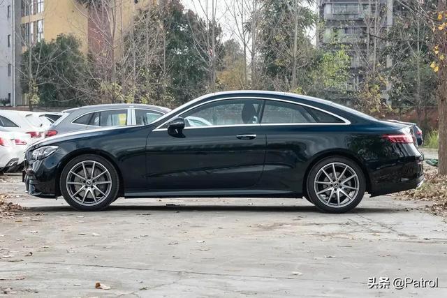 奔驰e级轿跑 coupe（最优雅的双门轿跑）(2)