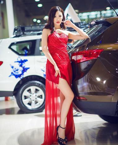 上海车展十大最惊艳车模合集（这是两地不同胆大的车模）(8)