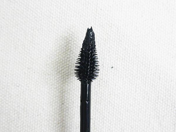 新手睫毛膏推荐公认好用(8款睫毛膏真人评测)(33)