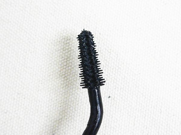 新手睫毛膏推荐公认好用(8款睫毛膏真人评测)(38)