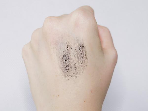 新手睫毛膏推荐公认好用(8款睫毛膏真人评测)(29)