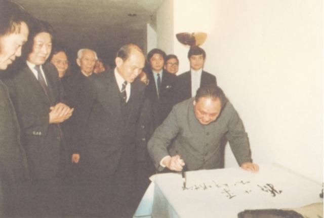 为何香港霍家比李嘉诚地位还高(同样是香港豪门)(5)