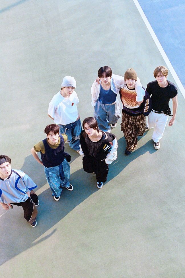 新男团RIIZE以Prologue单曲预告清凉表演!