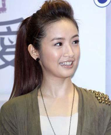 怎么梳一个简单又好看的发型(9款步骤很简单的梳发发型)(4)