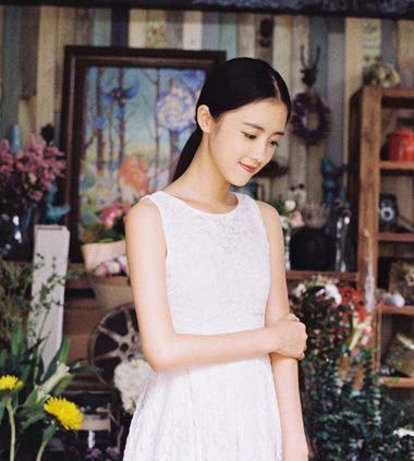 怎么梳一个简单又好看的发型(9款步骤很简单的梳发发型)(2)