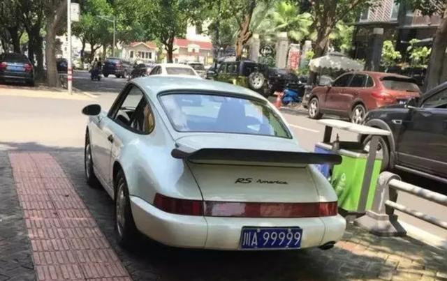 保时捷918最高端的车牌(内地唯一保时捷老爷车)(4)