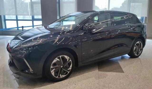 新款名爵新车(名爵高颜值新车)(1)