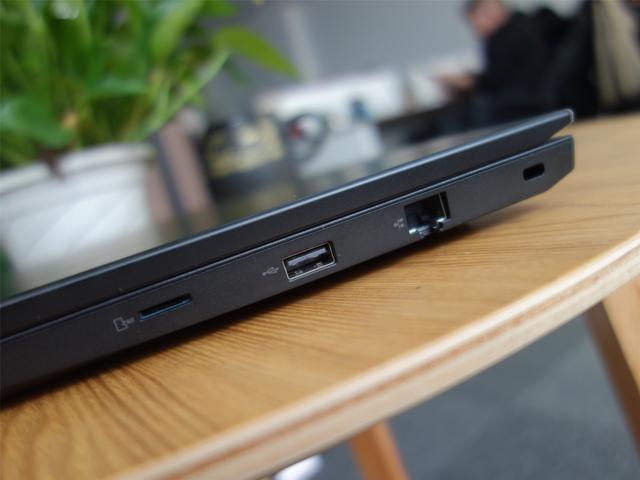 联想thinkpad e460笔记本评测（学生职场两不误的酷黑轻薄本）(8)