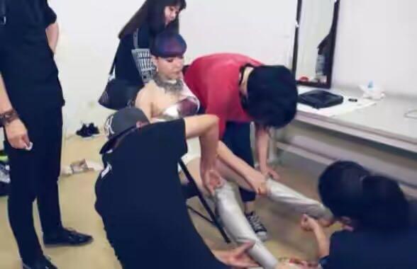 吴莫愁13年收入(从1.3亿广告费到街边商演)(12)