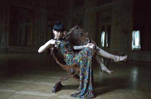 吴莫愁13年收入(从1.3亿广告费到街边商演)(7)