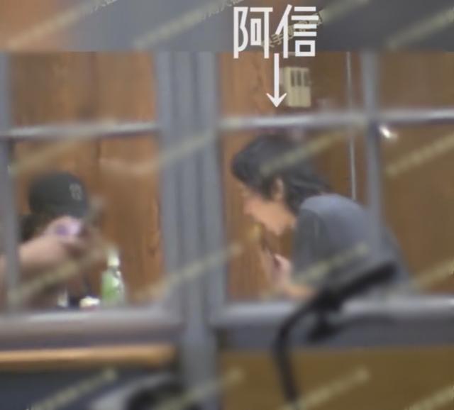 信乐团的新主唱是谁(信乐团主唱新恋情曝光)(2)