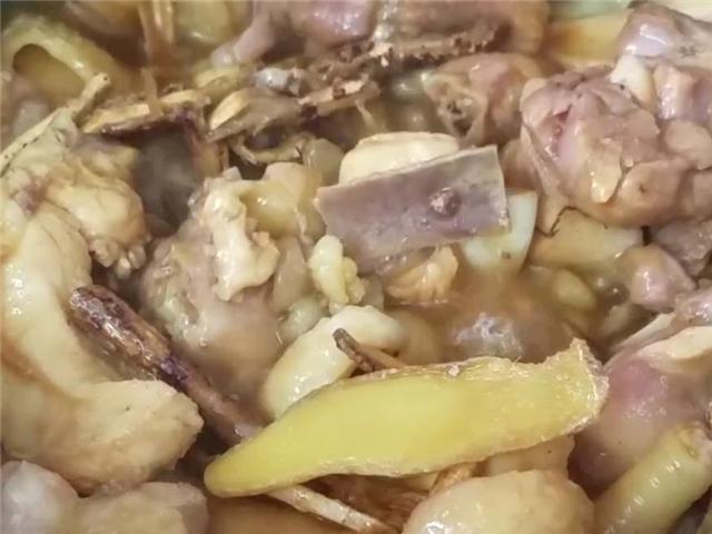 五指毛桃煲鸡正确做法(香气扑鼻的五指毛桃炖鸡)(8)