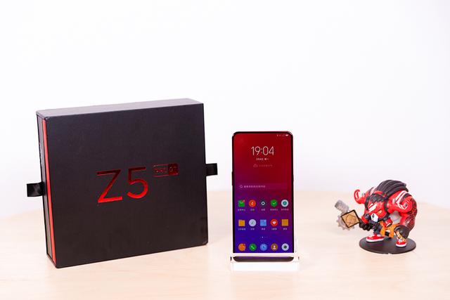 联想z5pro855版上手体验(时尚兼具实用的骁龙855手机)(1)