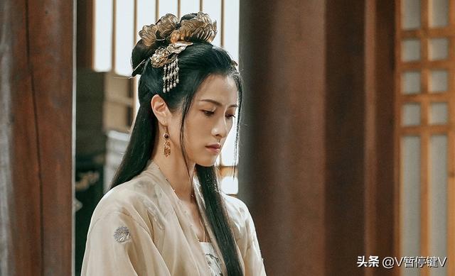 雪中悍刀行裴南苇真实身份（雪中悍刀行世子稳住别扶墙）(2)