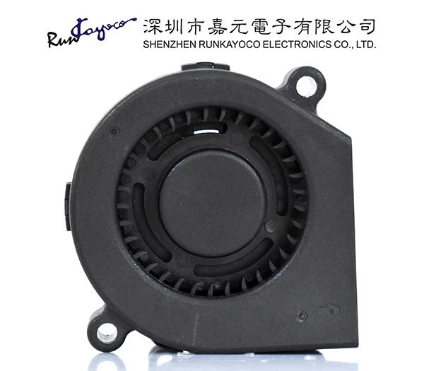 汽车散热器品牌（汽车散热器风扇的发展历程）(1)